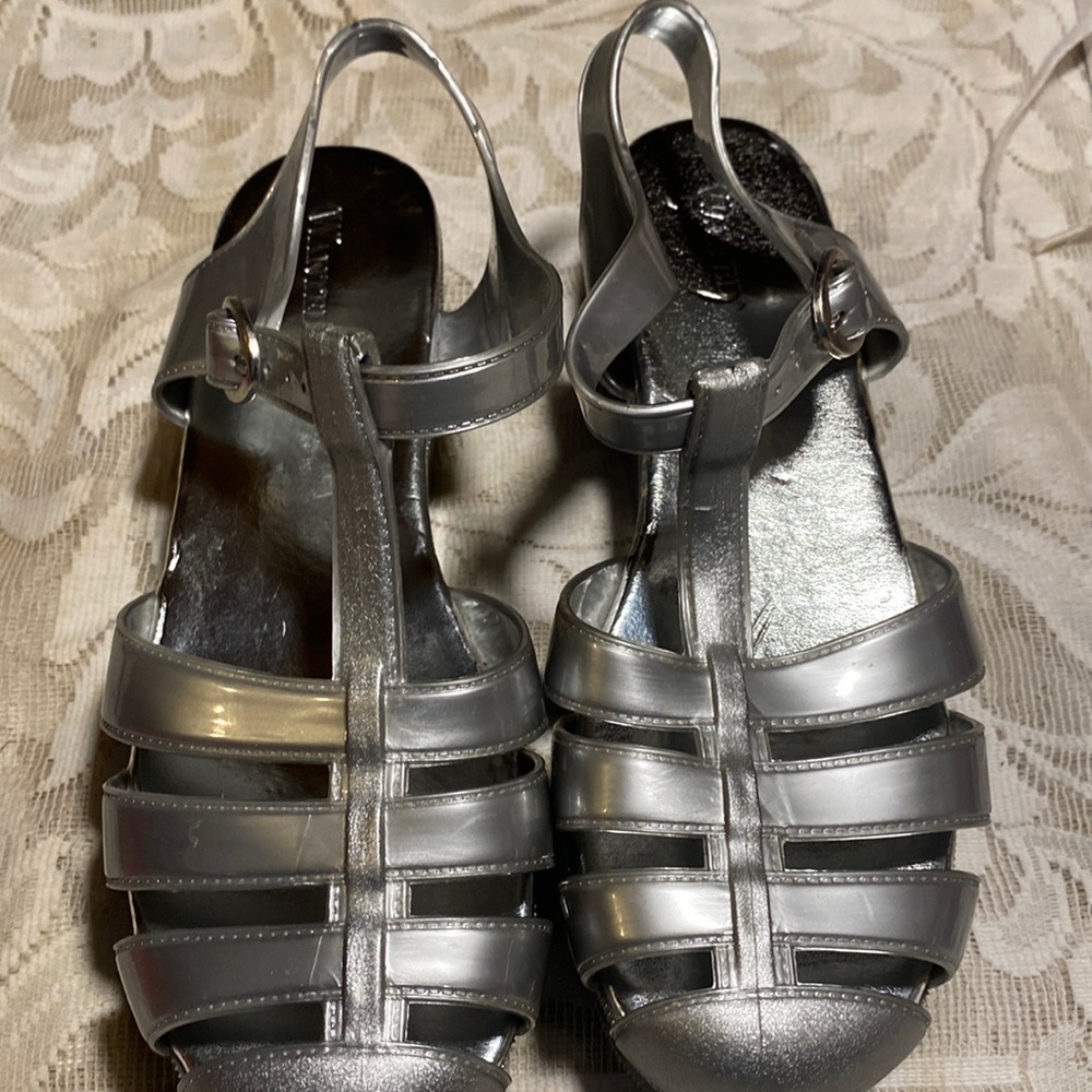 Women’s Wanted jelly pop wedge sandal.